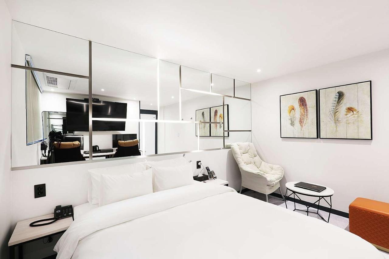 Mariposa Hotel Songtan Pyeongtaek Ngoại thất bức ảnh