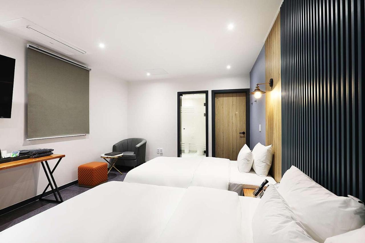 Mariposa Hotel Songtan Pyeongtaek Ngoại thất bức ảnh