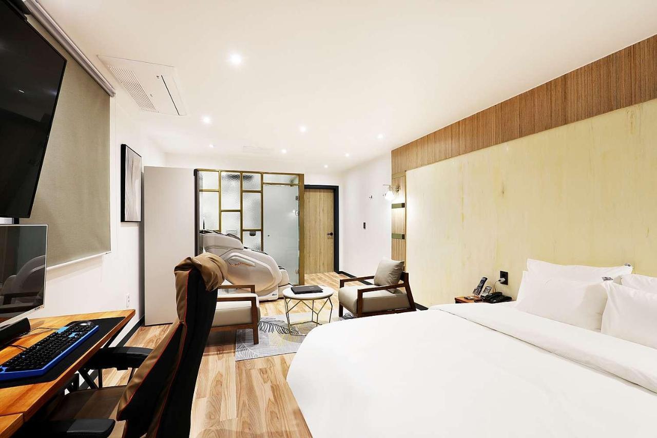 Mariposa Hotel Songtan Pyeongtaek Ngoại thất bức ảnh